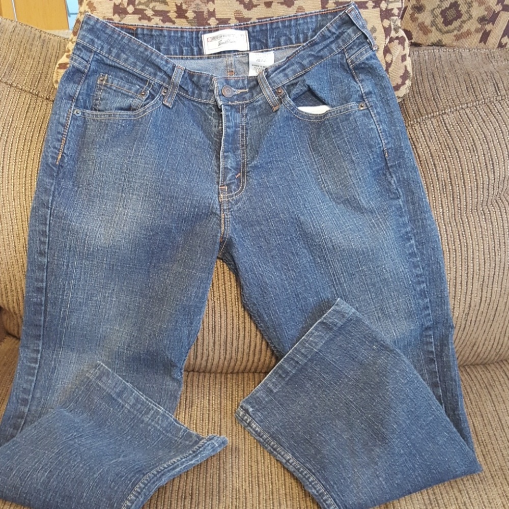 Levi's